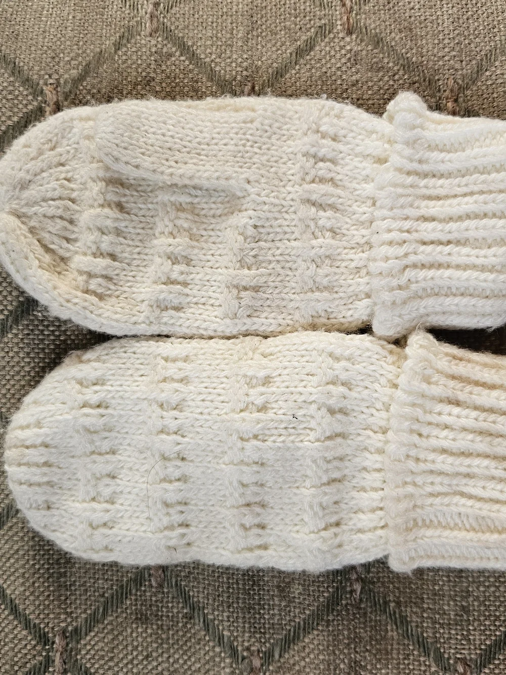 Kids Knit Mittens